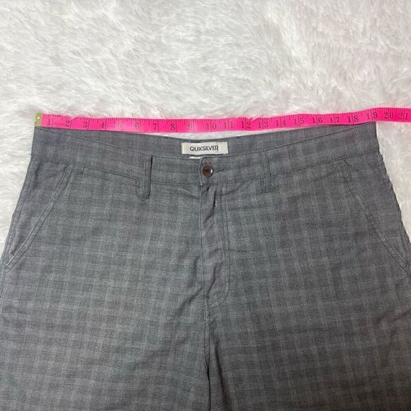 QUIKSILVER Shorts Grey Plaid Casual Mens Size 36 Regular Fit 9" Inseam - Picture 6 of 10